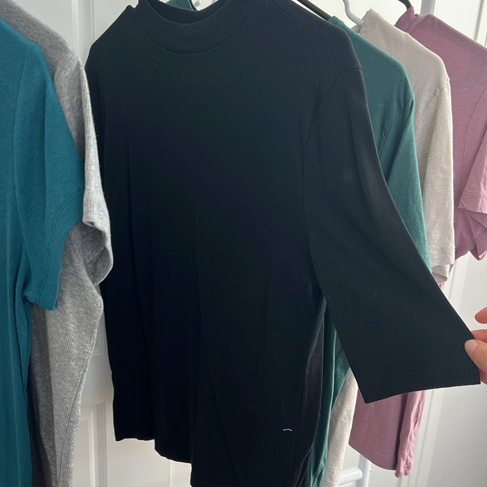 6 Basic Tees - Picture 3 of 7